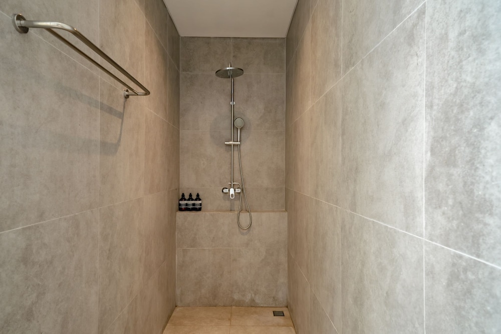RHYS Villa Pererenan