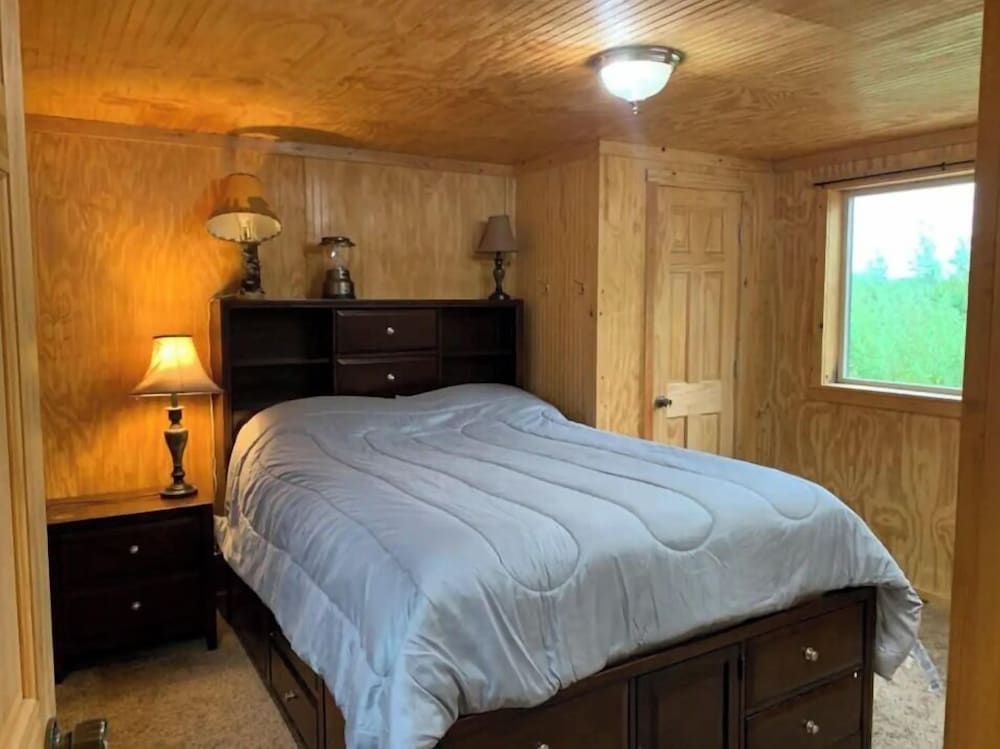 FLY8MA Pilot Lodge
