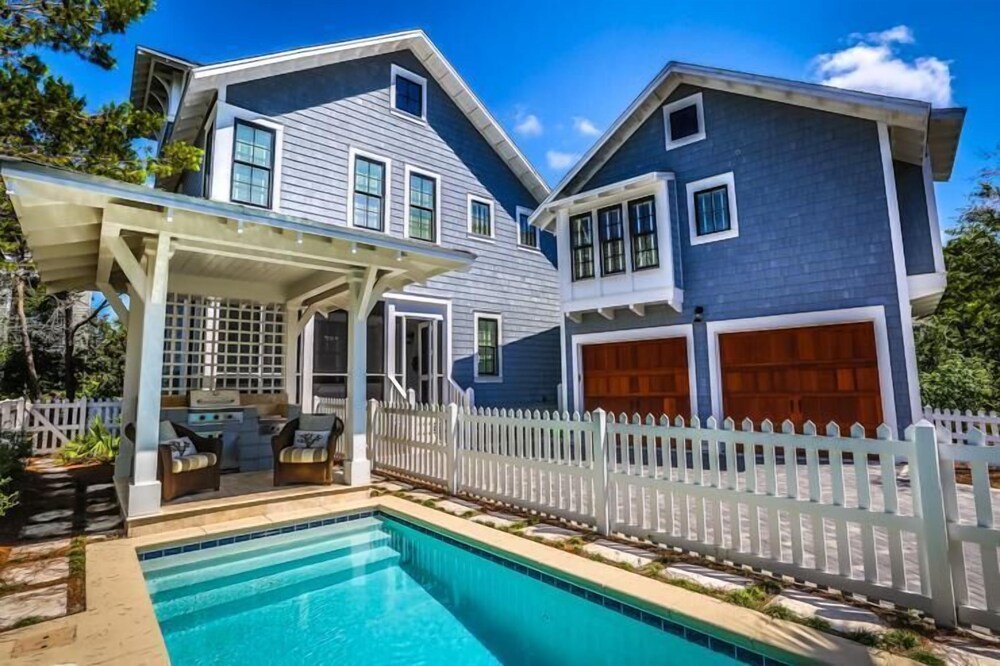 The Flagship of Watersound 5 Bedroom Holiday Home by Five Star Properties