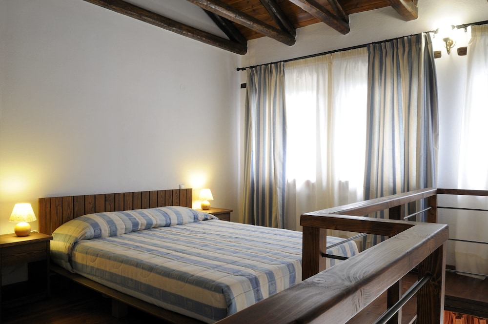 Esperos Suites & Villas photo 3