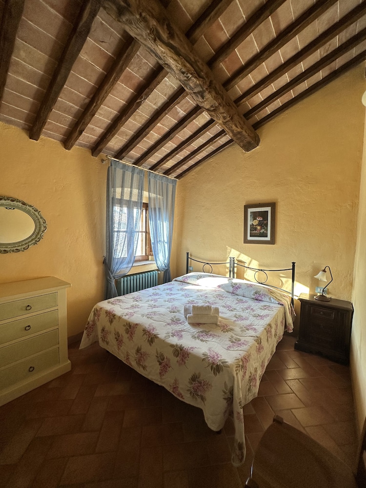 Borgo Tignano photo 2