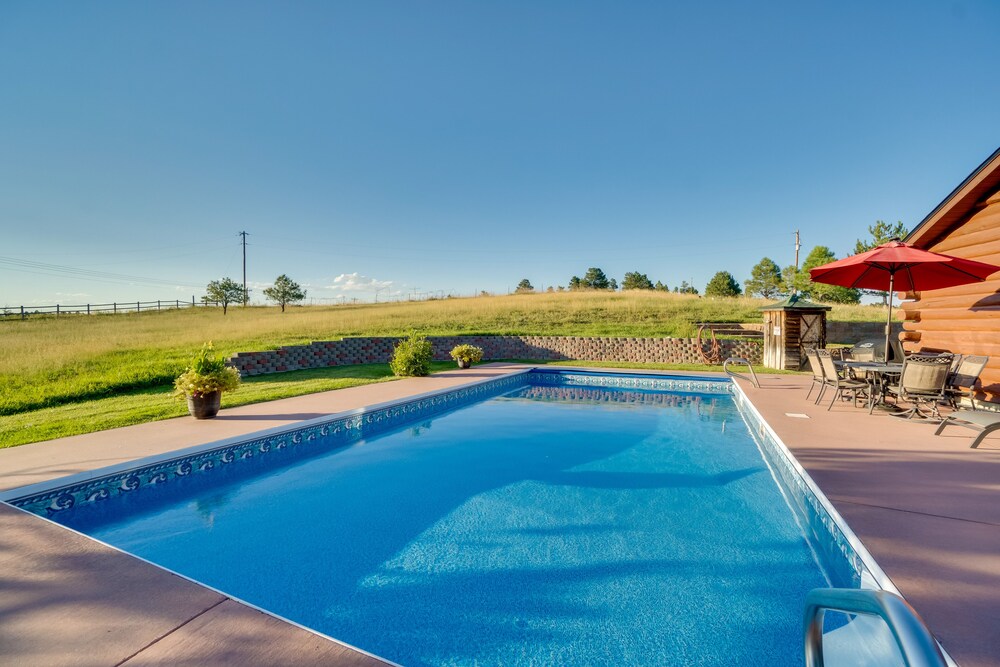 Heated Pool + Mtn Views: Log Cabin in Parker! view 5