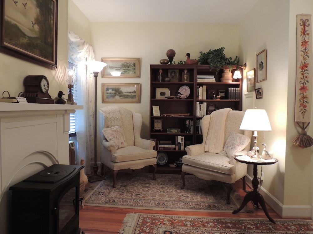 1868 Magnolia House Inn