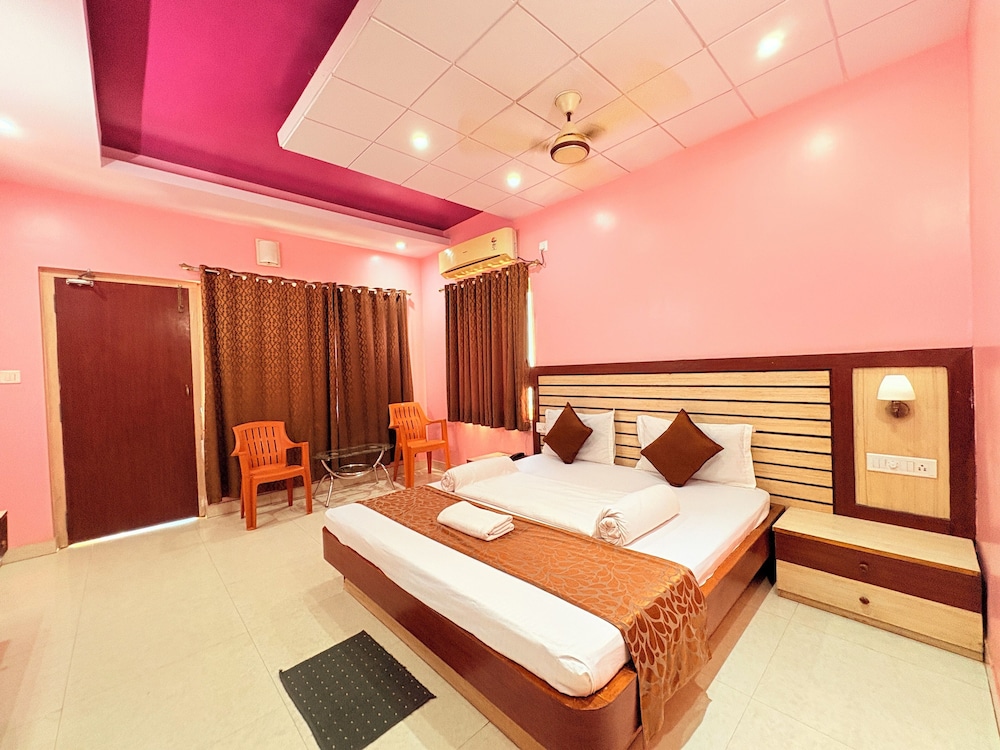 Swarna Villa puri Near Sea Beach