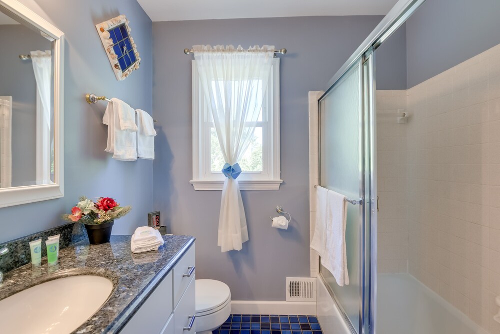 Rockville Home: Patio Oasis, Fireplace, Near DC! - Property Image 35