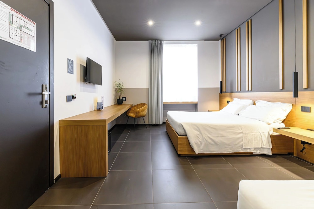 Hotel Central Lodge