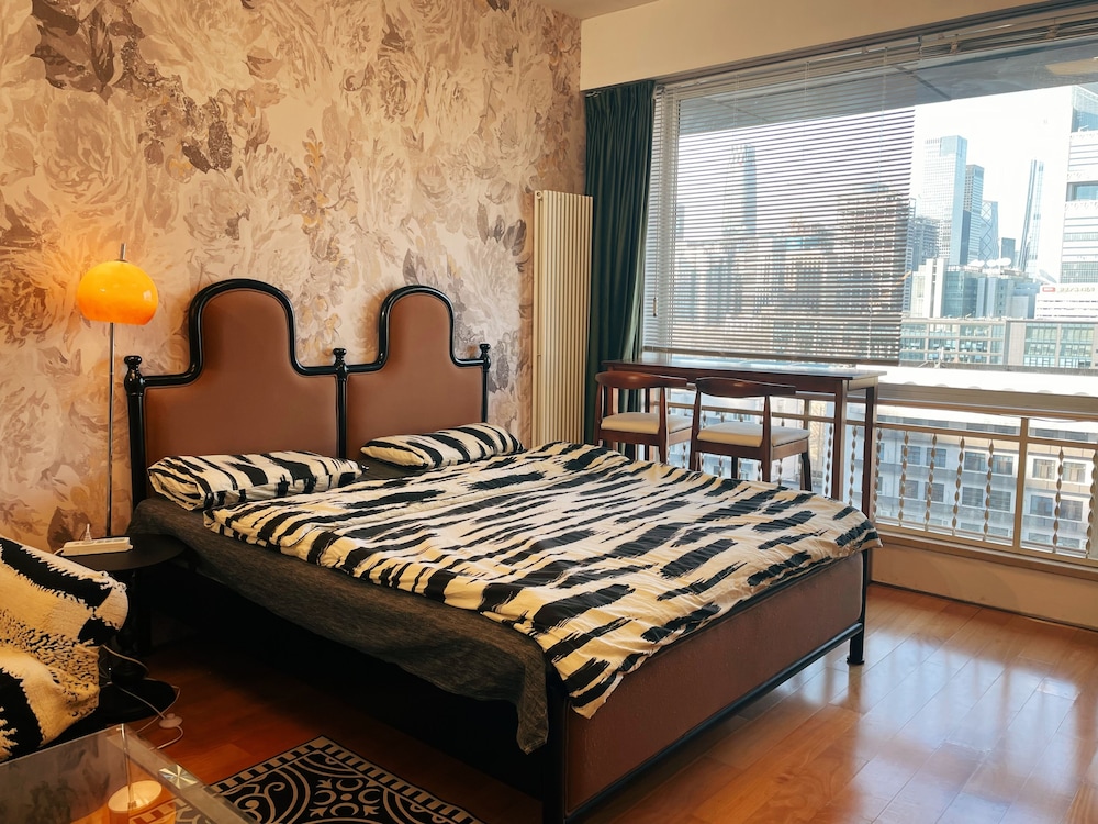 Beijing Furnished Apt with Queen bed