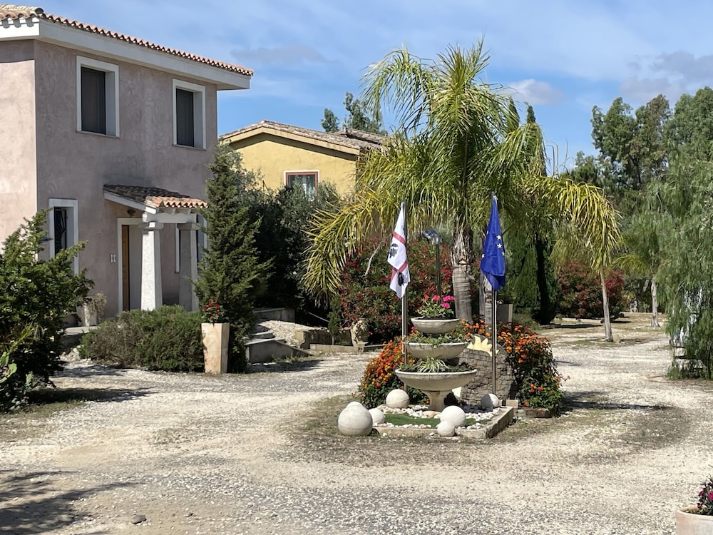 Vi Ja Villa Janas view 5