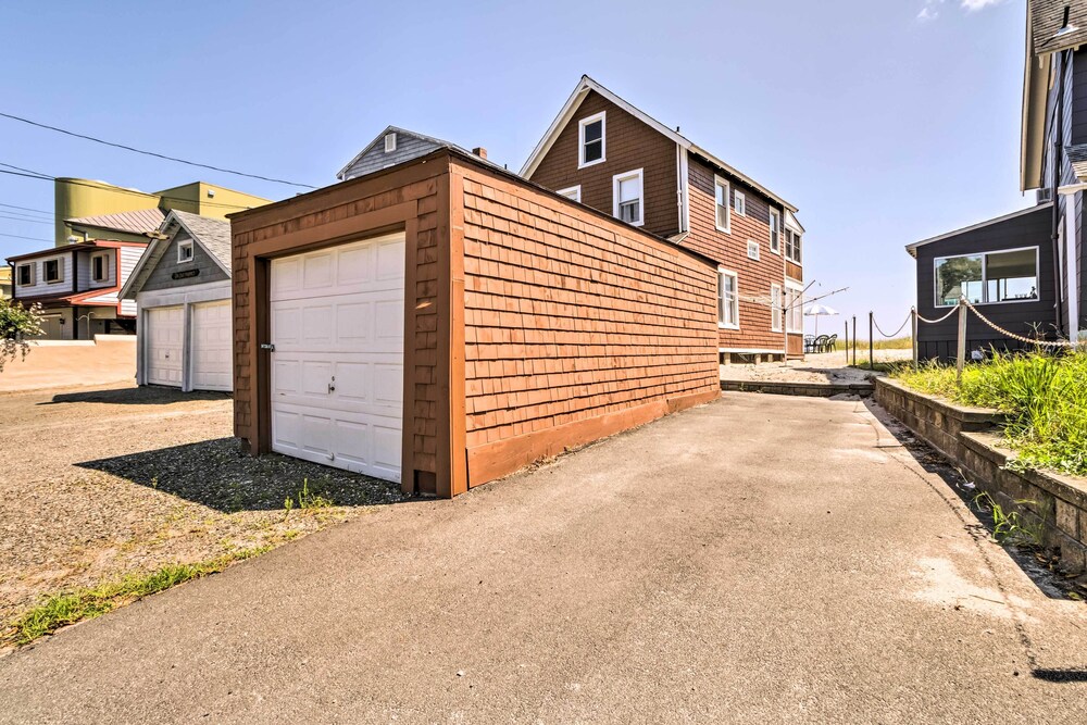 Milford Vacations - Beachfront Connecticut Retreat w/ Views! - Property Image 4
