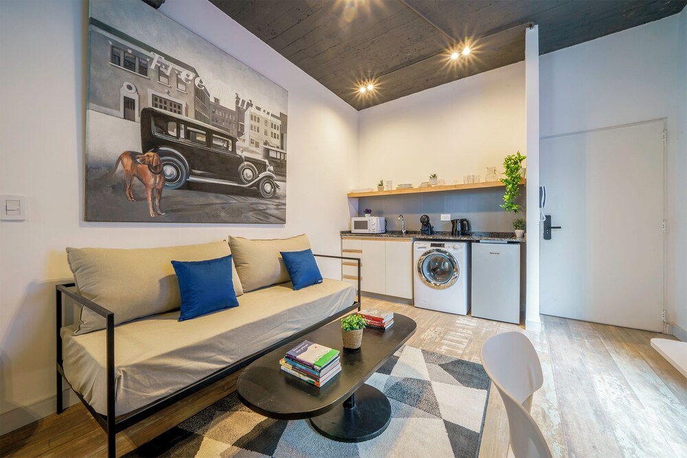 MOT Chic Haus