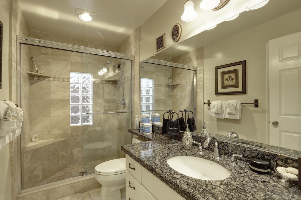 150 Ocean View 2 Bedroom Condo by Redawning view 3