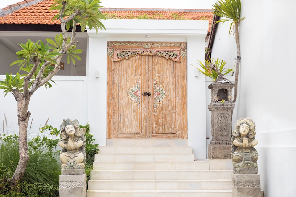 The Pancoran Villa view 3