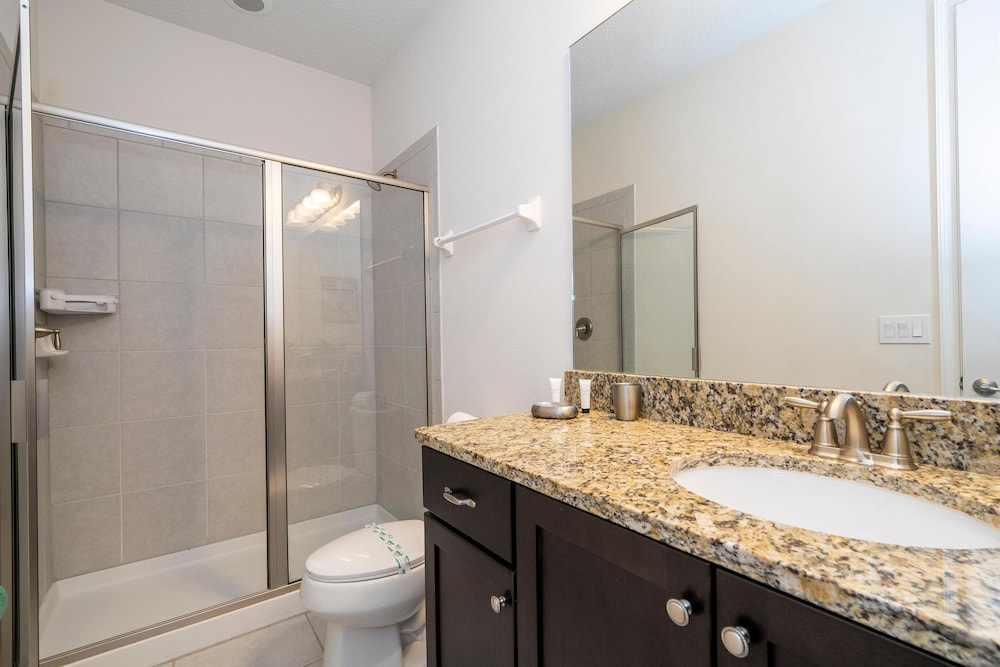 510 BS - 5BD Elegant Escape: Private Haven