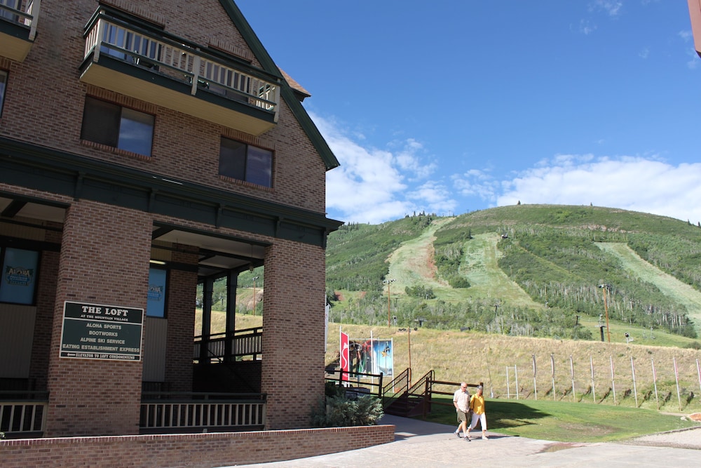 The Loft at Mountain Village by All Seasons Resort Lodging
