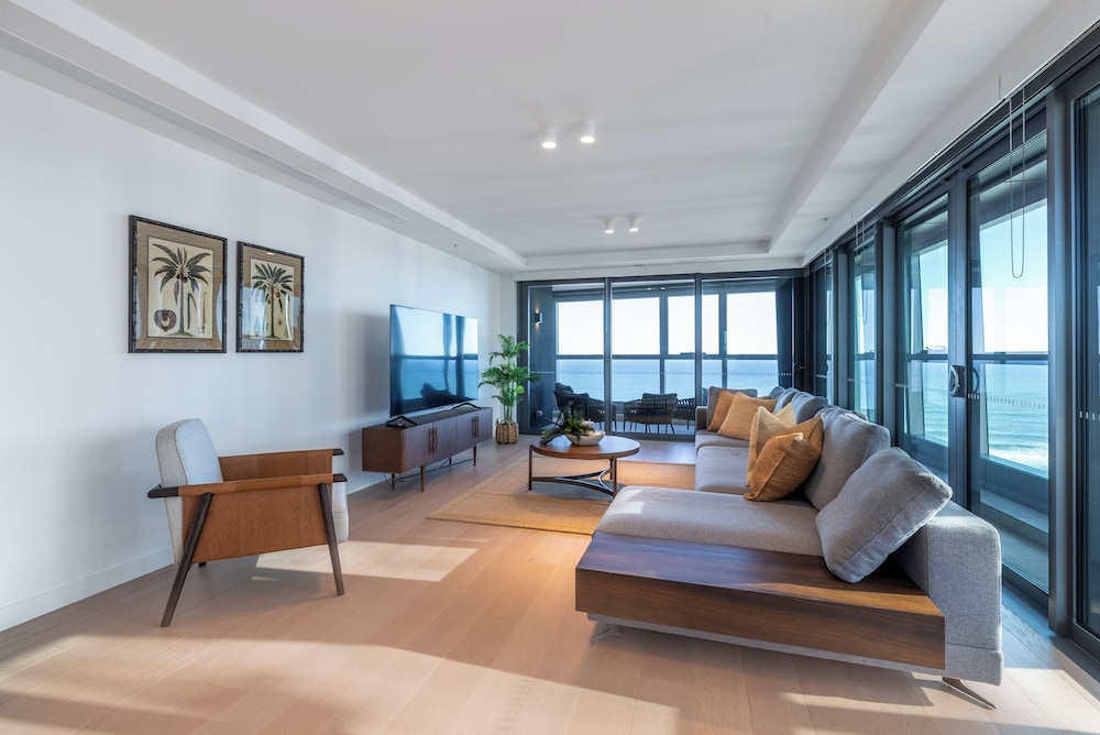 Jewel North Luxury Residences