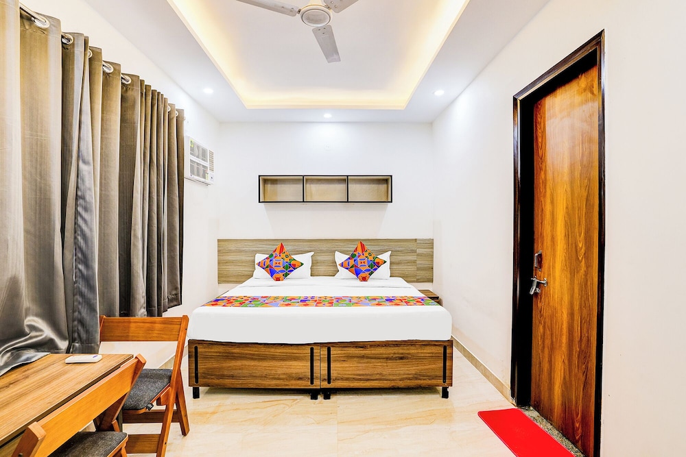 Fabhotel Expo Centre Inn