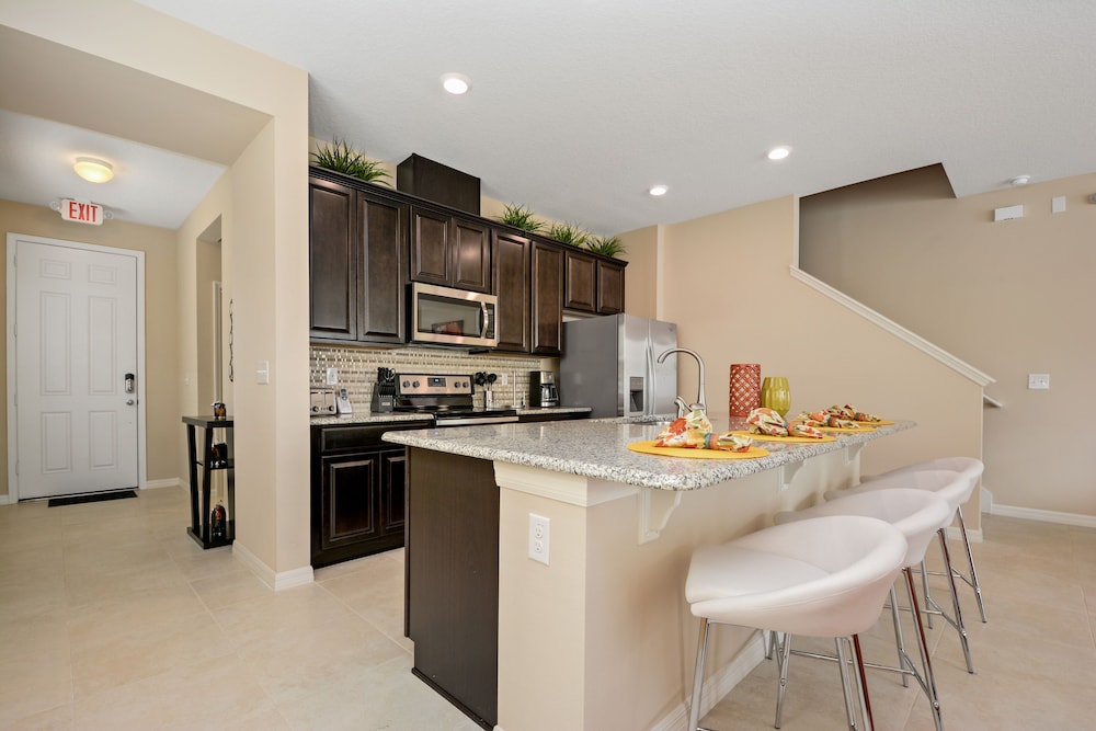 5126 Compass Bay Resort Orlando 4Bedrooms Close to Disney - Image 5