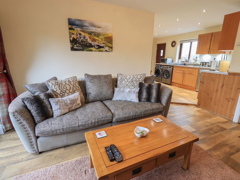 Lancaster Vacations - Orcaber Farm Retreat - Property Image 1