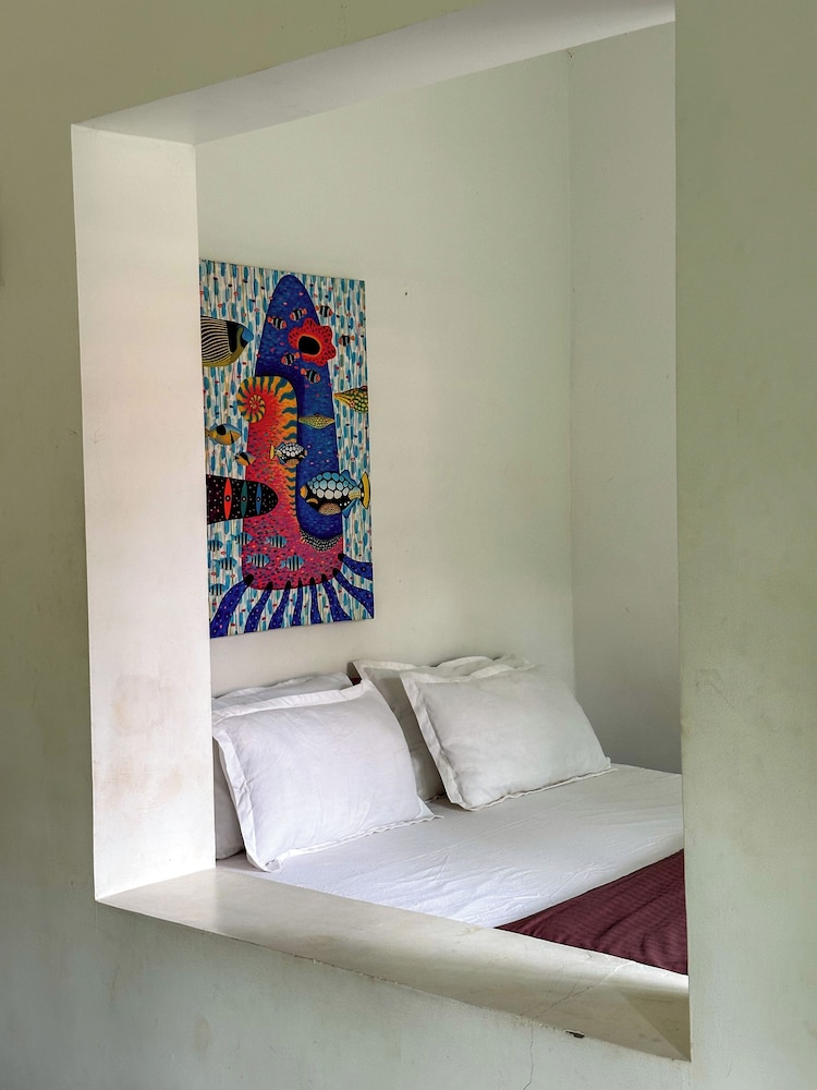 Molly's Hostel