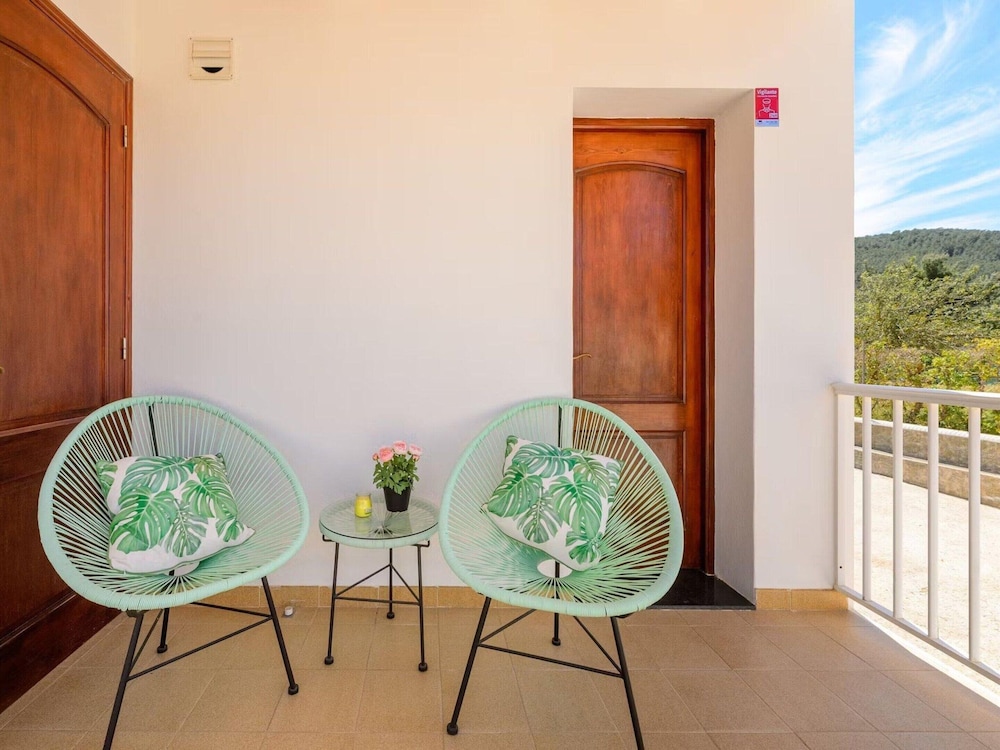 Attractive Villa With Private Pool
