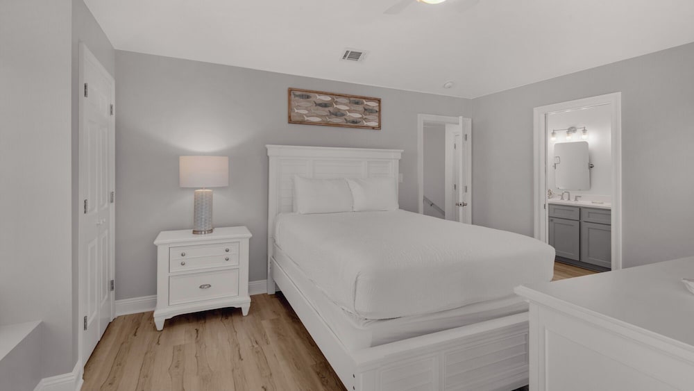 4BR Home w/ Private Pool, Game Room, Beach Access!