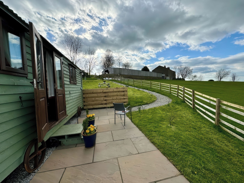 The Herdsman Luxury Shepherds Hut