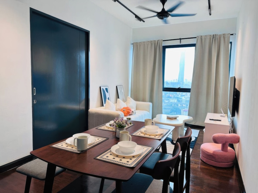 Staycation V Residence - Sunway Velocity