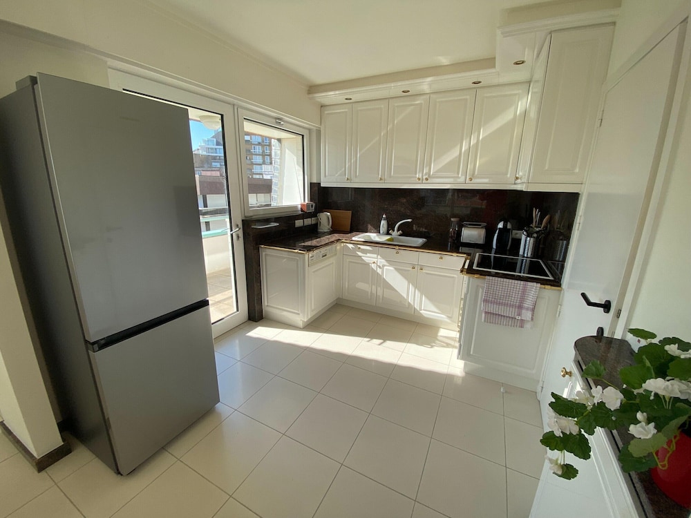Apartment in Duinbergen Near the Beach