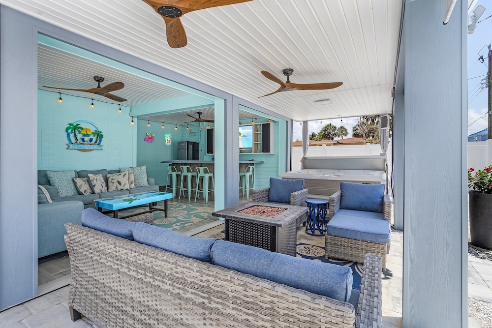 130 Tiki Tides: 2br W/ Outdoor Tiki Bar! 2 Bedroom Home