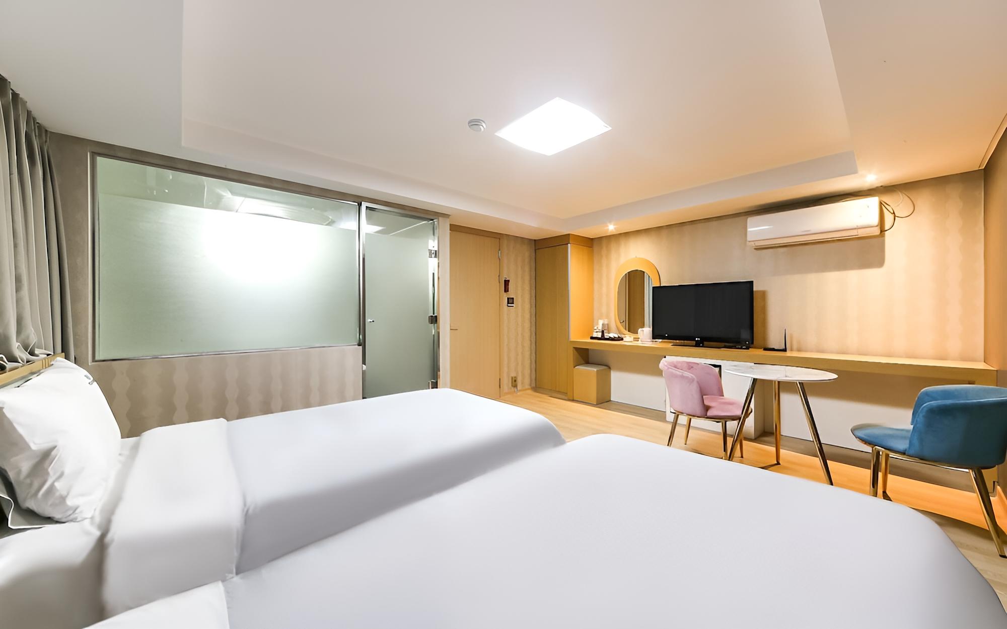Geojedo Okpo Win Hotel