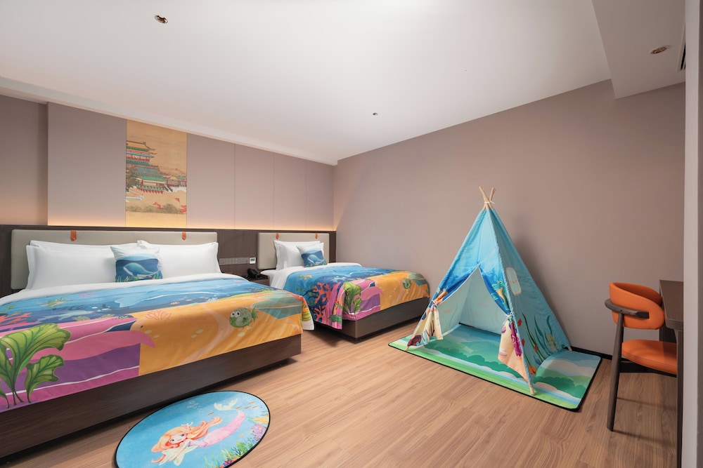 World Hotel Kaifeng Gulou Square Branch