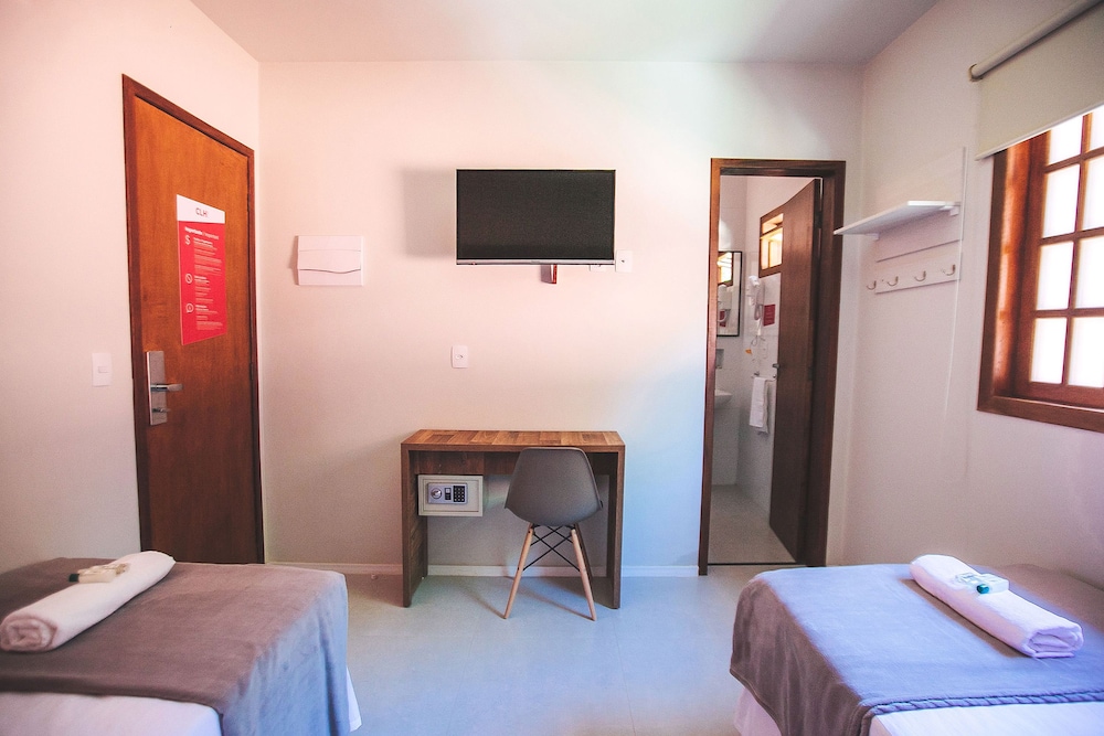 CLH Suítes Ilha Grande - Hostel