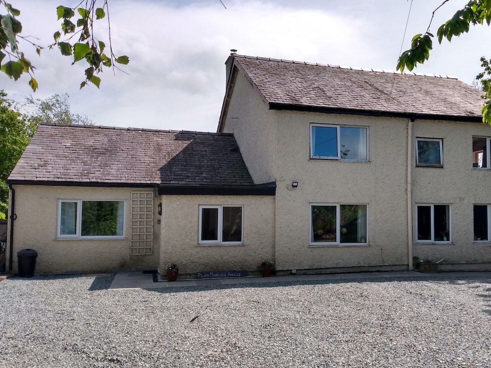 Plas Marchog Annexe