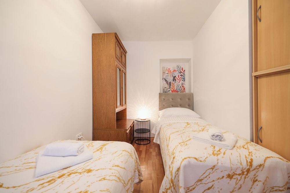 Viva - 2 bedroom apt in city centar