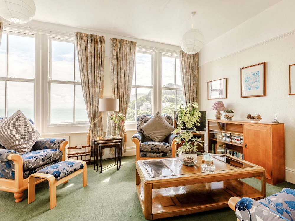 Clooneavin Apartment 3 view 5