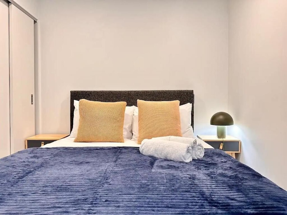 Sky Stars CBD Apartments