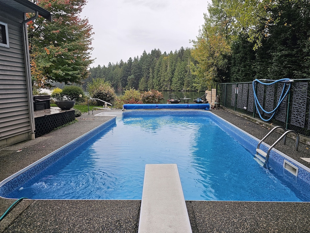 Luxury ocean dock pool villa