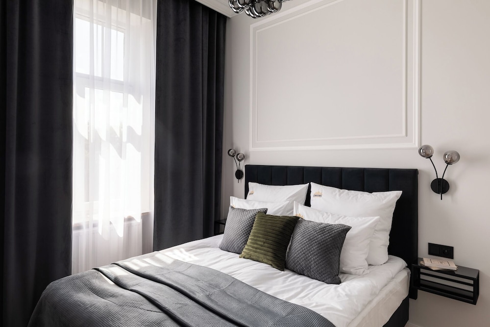 OLD TOWN Charm & Chic by Downtown Apartments