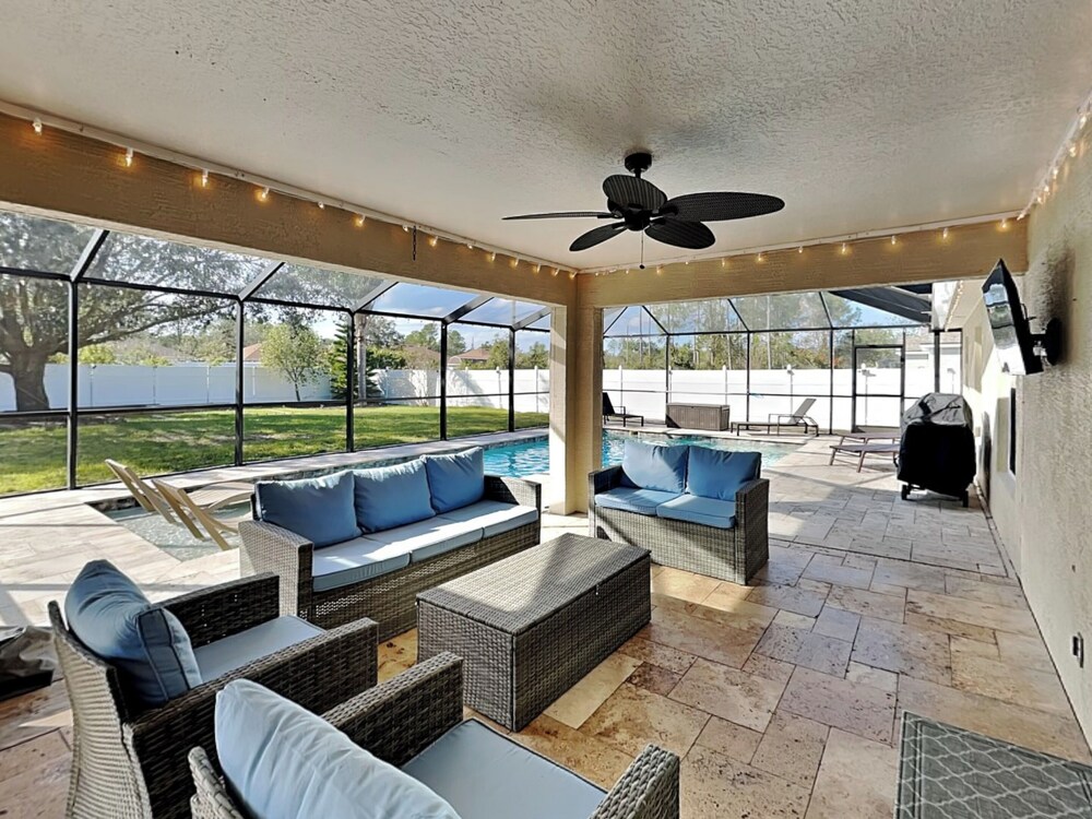 Endless Summer by Distinctive Beach Rentals