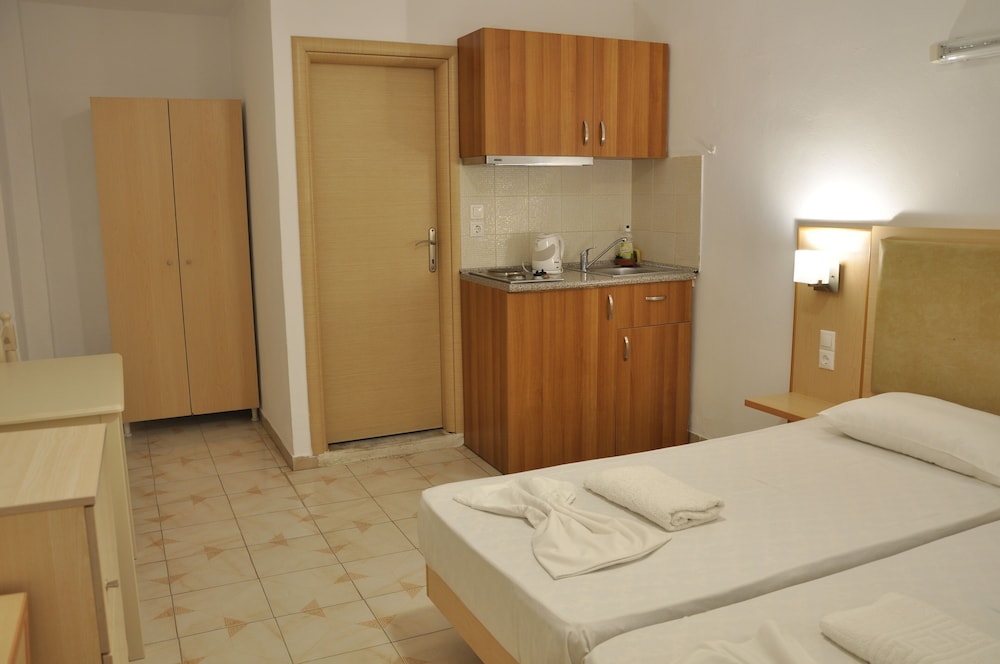 Angelos Studios photo 3