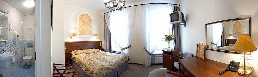 Photo 12