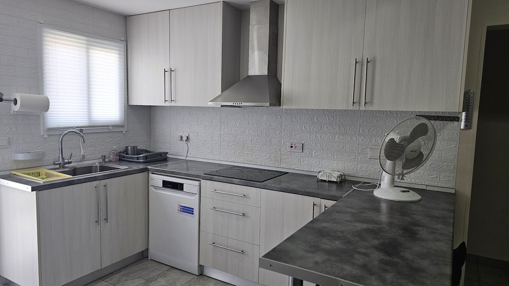 152 LIM - Stay Perfect View Apartment