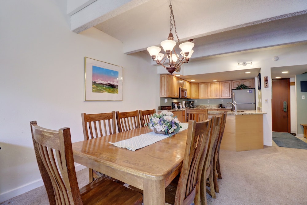SkyRun - Vacation Condos in Copper Mountain Resort CO