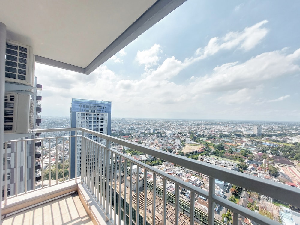 Serene And Comfort Living 3Br At Podomoro City Deli Medan Apartment