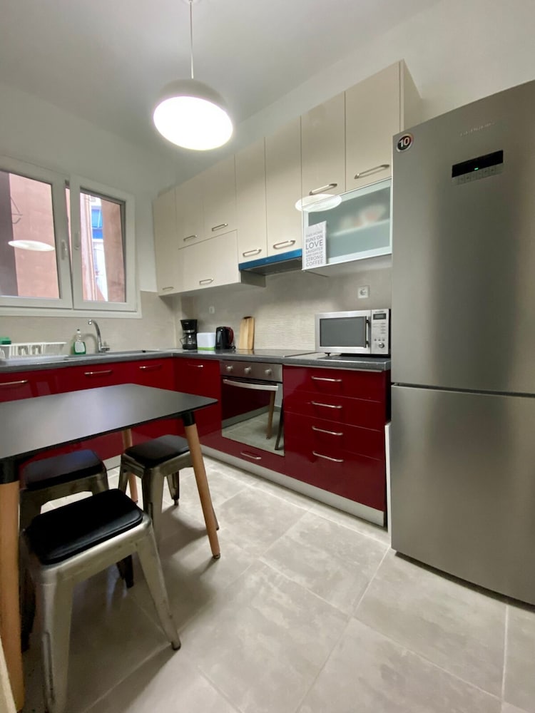 Koukaki Comfortable Apartment