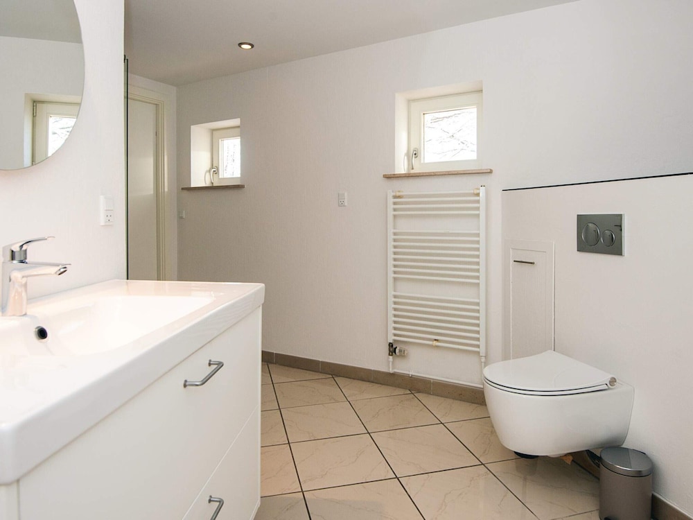 5 Star Holiday Home in Give