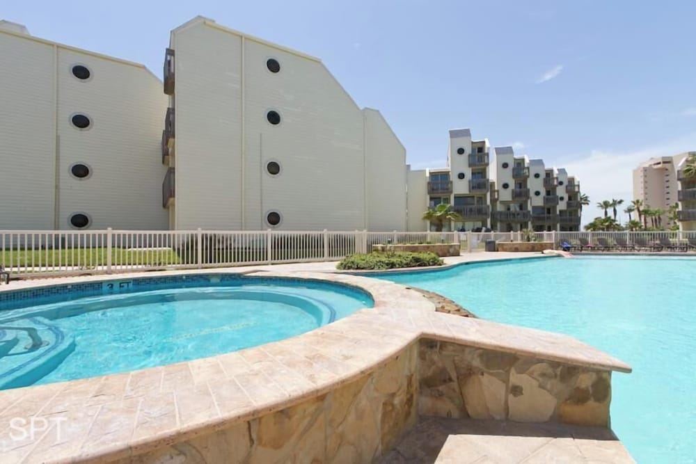 Bahia Mar #112f