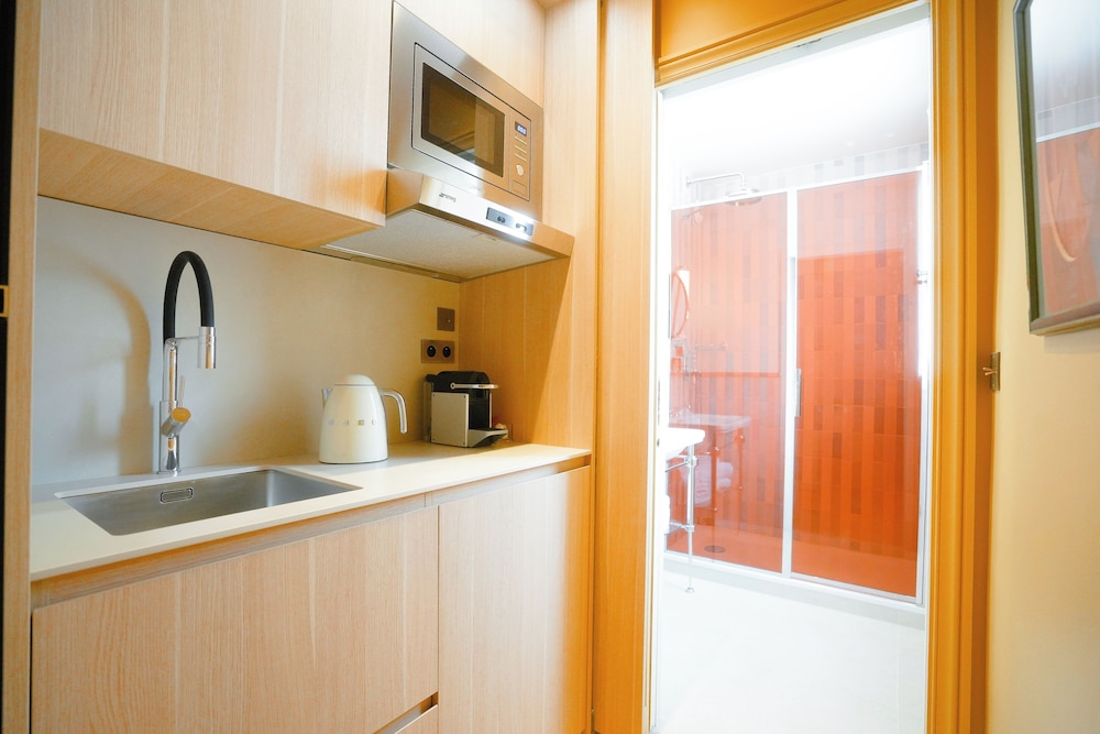 Maison La Bohème Montmartre - Studios & Apartments