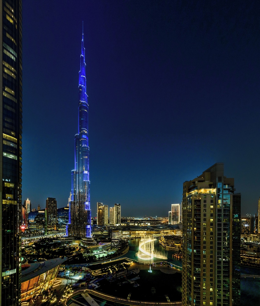 Roomszy Residences - Opera Grand
