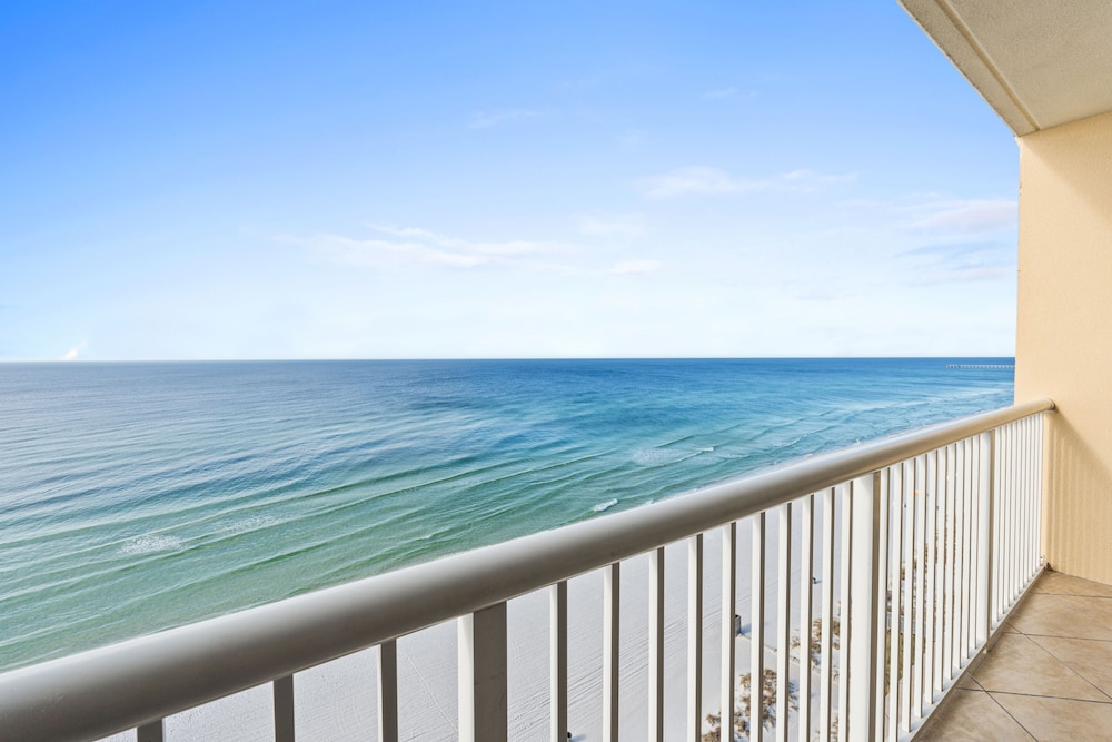 Majestic Beach Resort by Book That Condo